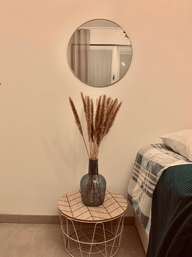 Vintage Dream Apartment Zwijndrecht Bagian luar foto